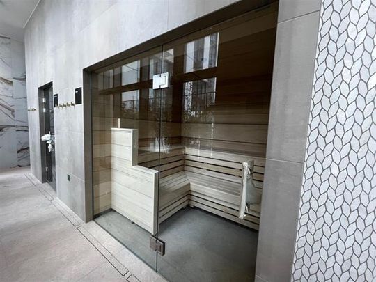 1005， Harcourt Tower - Photo 1