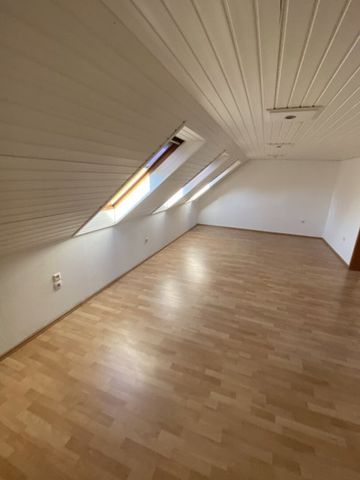 Helle, freundliche 2,5 Zimmer Wohnung direkt in Gerasdorf - Foto 3