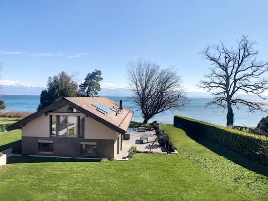 Superb Detached Villa with direct access to the sea - Foto 1