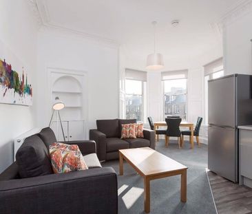 3 bedroom apartment to rent - Photo 1