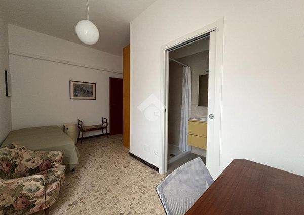 5 locali in affitto