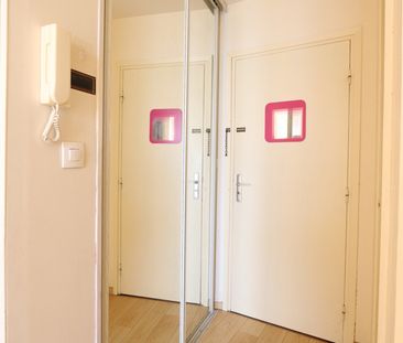 Location Appartement 1 pièce 21m² - Photo 2