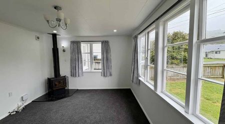 Spacious 2 Bedroom House in Taita - Photo 5