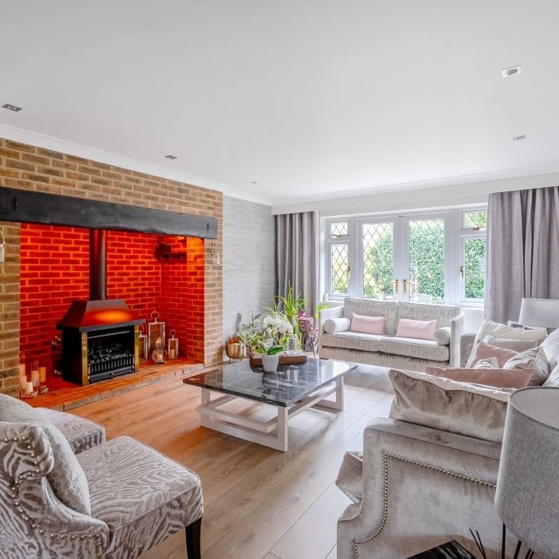 4 bedroom detached house to rent - Photo 1