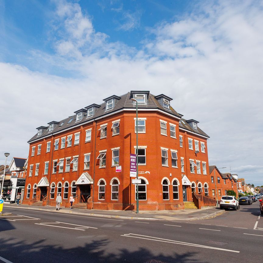 1 bed flat to rent in Christchurch Road, BH7 - Photo 1