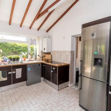 Hill Lane, Southampton - Photo 1