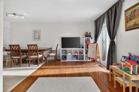 For Lease - 101 Sir Sanford Fleming Way, Vaughan, Ontario - Photo 2