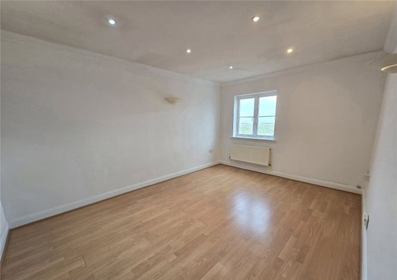 2 bedroom property to rent Martinique Way, Sovereign Harbour South, Eastbourne, East Sussex, BN23 - Photo 1