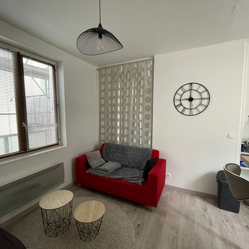 Location Appartement 2 pièces 31m² - Photo 1