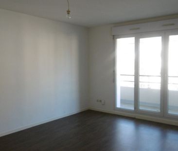 Location Appartement 4 pièces 74m² ANGERS 49100 - Photo 3