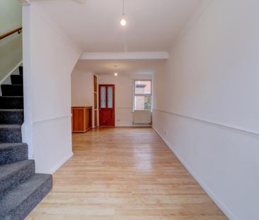 3 bedroom terraced house to rent - Photo 4