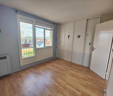 Location Appartement 3 pièces 67m² SOTTEVILLE LES ROUEN 76300 - Photo 3
