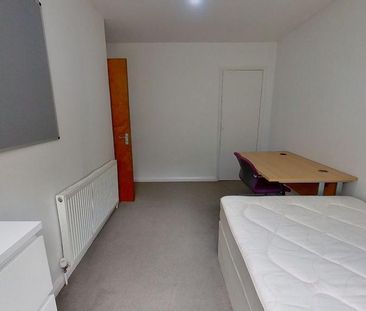 5 bedroom terraced house to rent - Photo 6