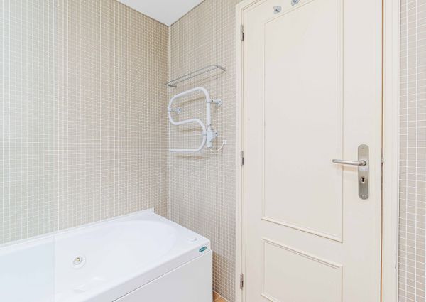 APARTAMENTO T2 NO ARNEIRO - CARCAVELOS