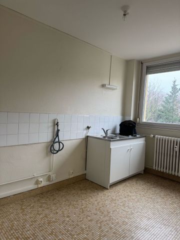 Appartement de 3 pièces - 67m²- Pierre Bénite- Centre ville- - Photo 2