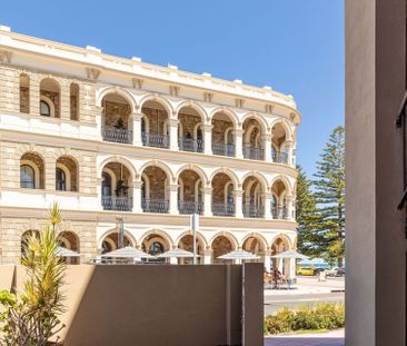 Charming 2-Bedroom Unit in a Prime Largs Bay Location – Coastal Liv... - Photo 4