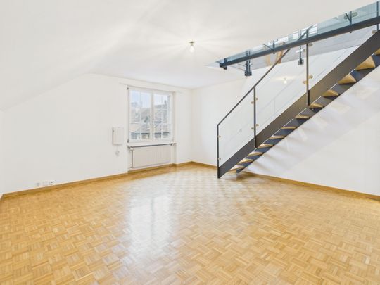 Unique 2.5-room apartment in Büren an der Aare - Photo 1