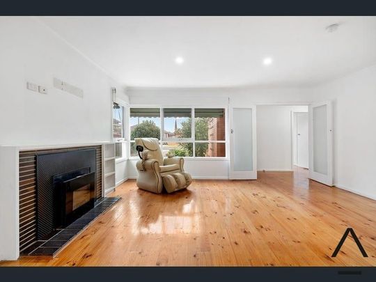 Spacious Family Home - Photo 1