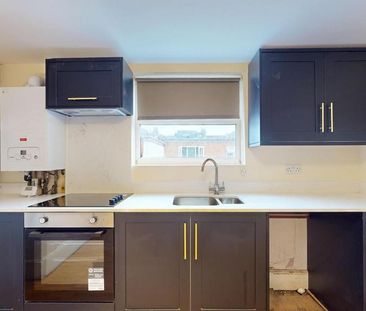 2 bedroom flat to rent - Photo 3