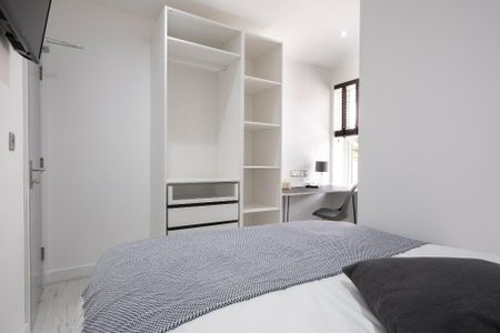 6 bedroom house to rent - Photo 5