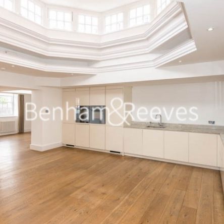 3 Bedroom flat to rent in Roehampton House, Roehampton, SW15 - Photo 1