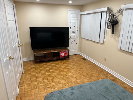 For Lease - 14 Songsparrow Drive, Brampton, Ontario - Photo 2