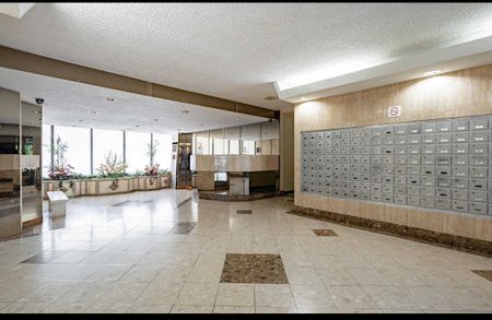 For Lease - 205 Hilda Avenue Unit# 2011, Toronto, Ontario - Photo 4