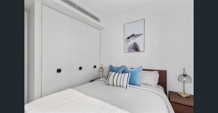 THE QUAY APARTMENTS - BEST LOCATION - Photo 3