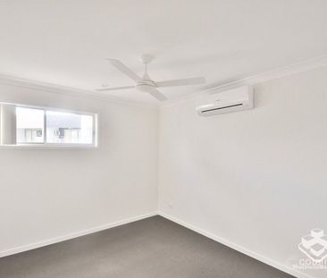 2-BEDS TOWNHOUSE IN SPRINGFIELD LAKES PRIME LOCATION! - Photo 2