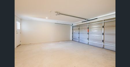 Family Home In Great Location - Photo 5