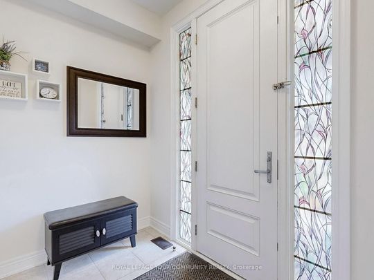 For Lease - 66 Drizzel Crescent, Richmond Hill, Ontario - Photo 1