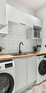 Spectacular refurbished Studios and Double en-suites Room 5 - Photo 3