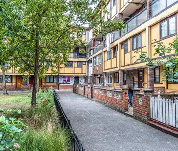 3 bedroom flat to rent - Photo 1