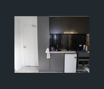 Studio Apartment - Photo 2