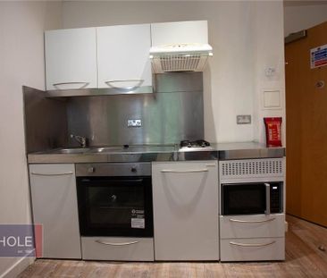 Studio to rent - Photo 4