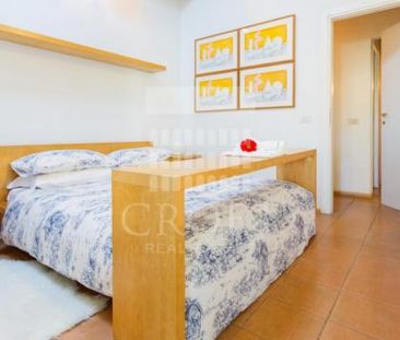 Center-Popolo: Beautiful, renovated 4 bedroom, 4 bath, veranda terrace, uniquely situated in private villa near Villa Borghese and Piazza del Popolo. Bright, silent, air conditioning, panoramic terrace Ref412 - Photo 6