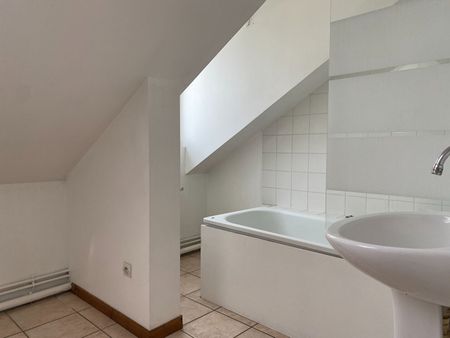 Location Appartement 3 pièces 67m² ELBEUF 76500 - Photo 4
