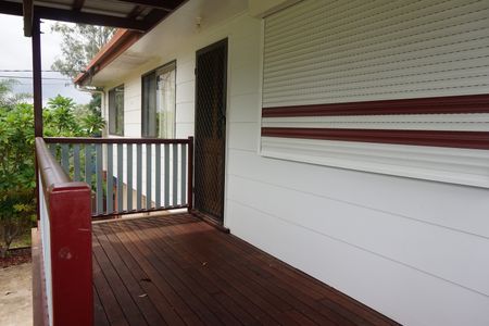 53 Frawley Drive, Redbank Plains QLD 4301 - House For Rent - $530 | Domain - Photo 5