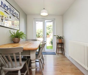 3 bedroom terraced house to rent - Photo 1