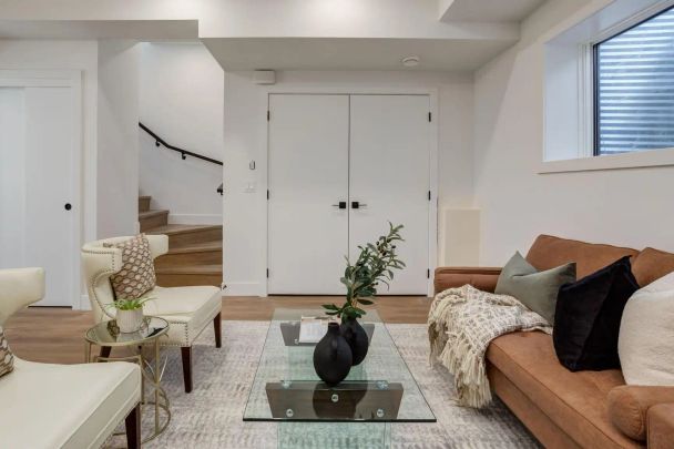 2825 17 Street Southwest — Modern 1-Bed Basement Suite Near Marda Loop | $1,200 | Pet-Friendly - Photo 1