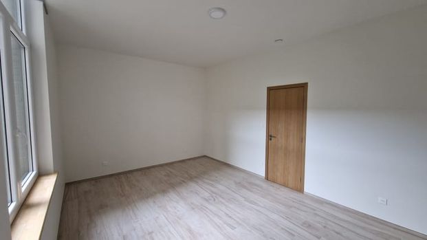 Appartement te huur - Photo 1