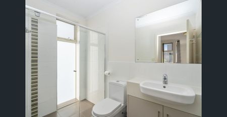 Fully furnished, 2 bedroom Townhouse. - Photo 5