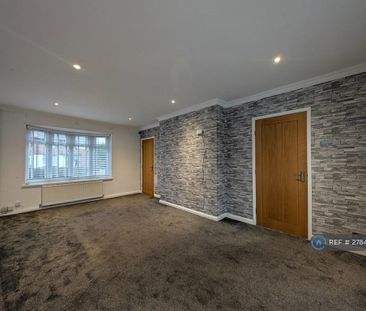 3 bedroom terraced house to rent - Photo 2