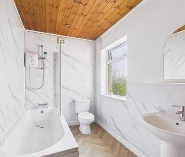 38 Holland Drive, Belfast, BT5 6EH - Photo 4