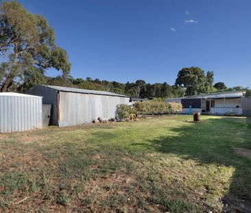 HIDDEN GEM IN BUNINYONG - Photo 1