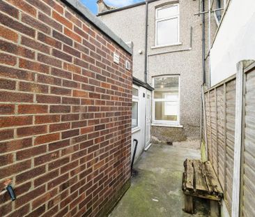 2 bedroom terraced house to rent - Photo 6