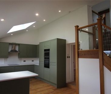 3 bedroom barn conversion to rent - Photo 6