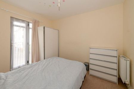 4 bedroom terraced house to rent - Photo 5