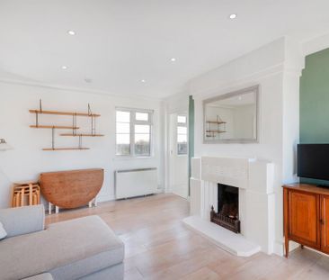 3 bedroom flat to rent - Photo 3