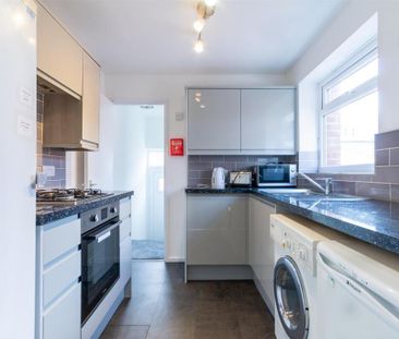 5 bedroom maisonette to rent - Photo 6